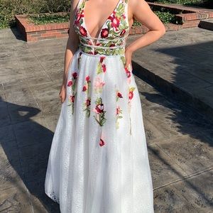 White lace prom dress with embroidered flowers. was never worn